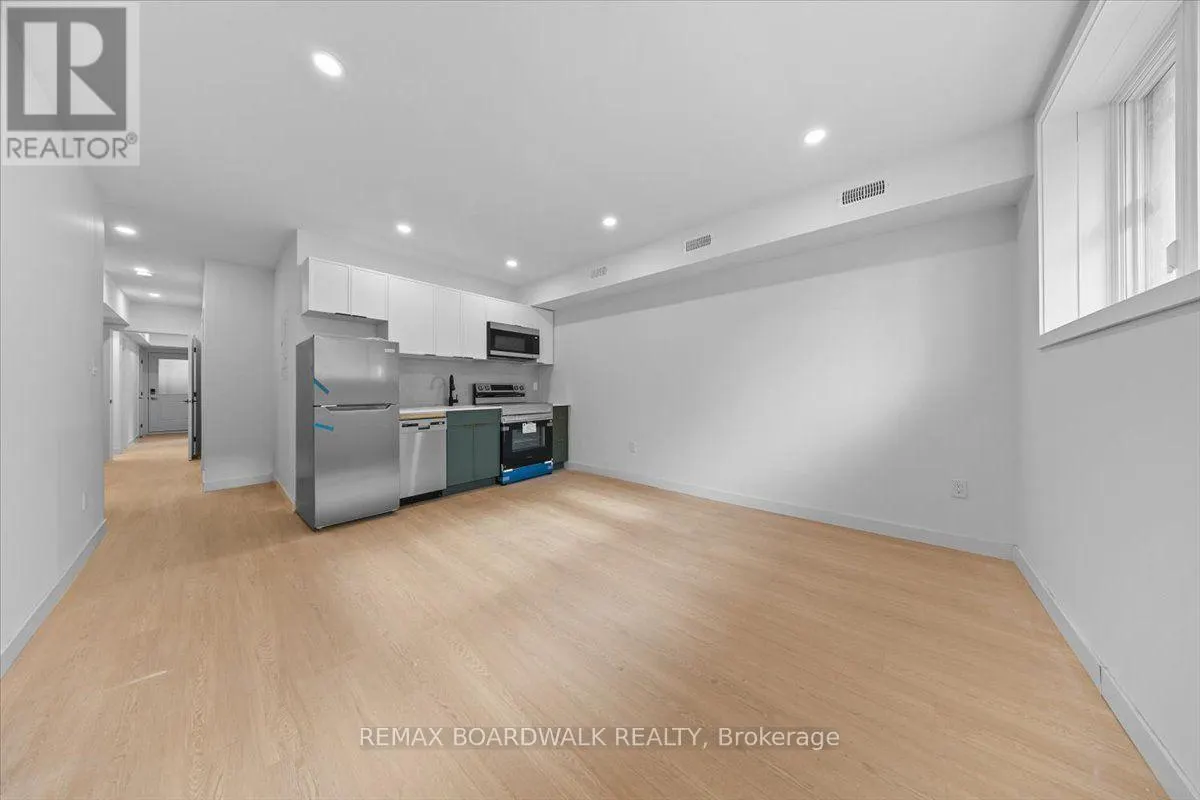 UNIT 1 - 315 SAVARD AVENUE