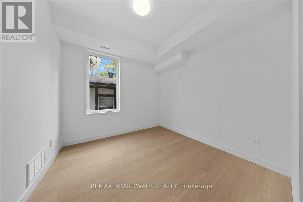 UNIT 3 - 315 SAVARD AVENUE