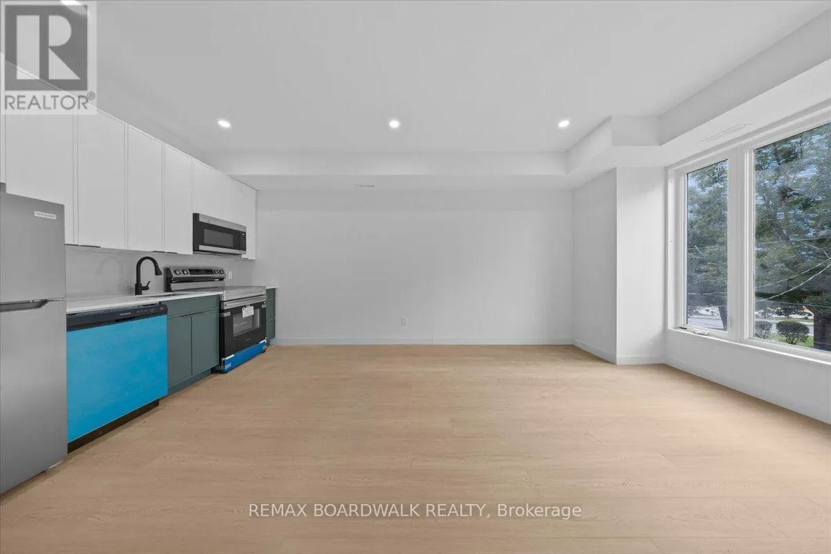 UNIT 3 - 315 SAVARD AVENUE