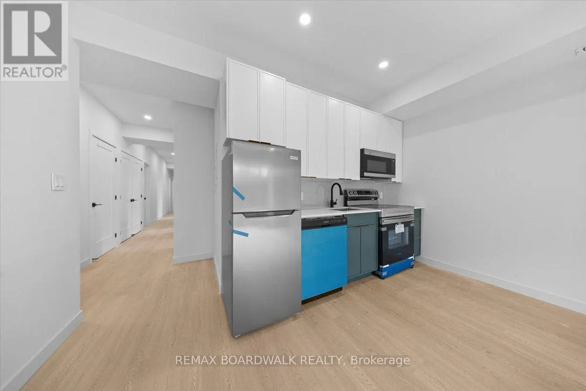 UNIT 3 - 315 SAVARD AVENUE