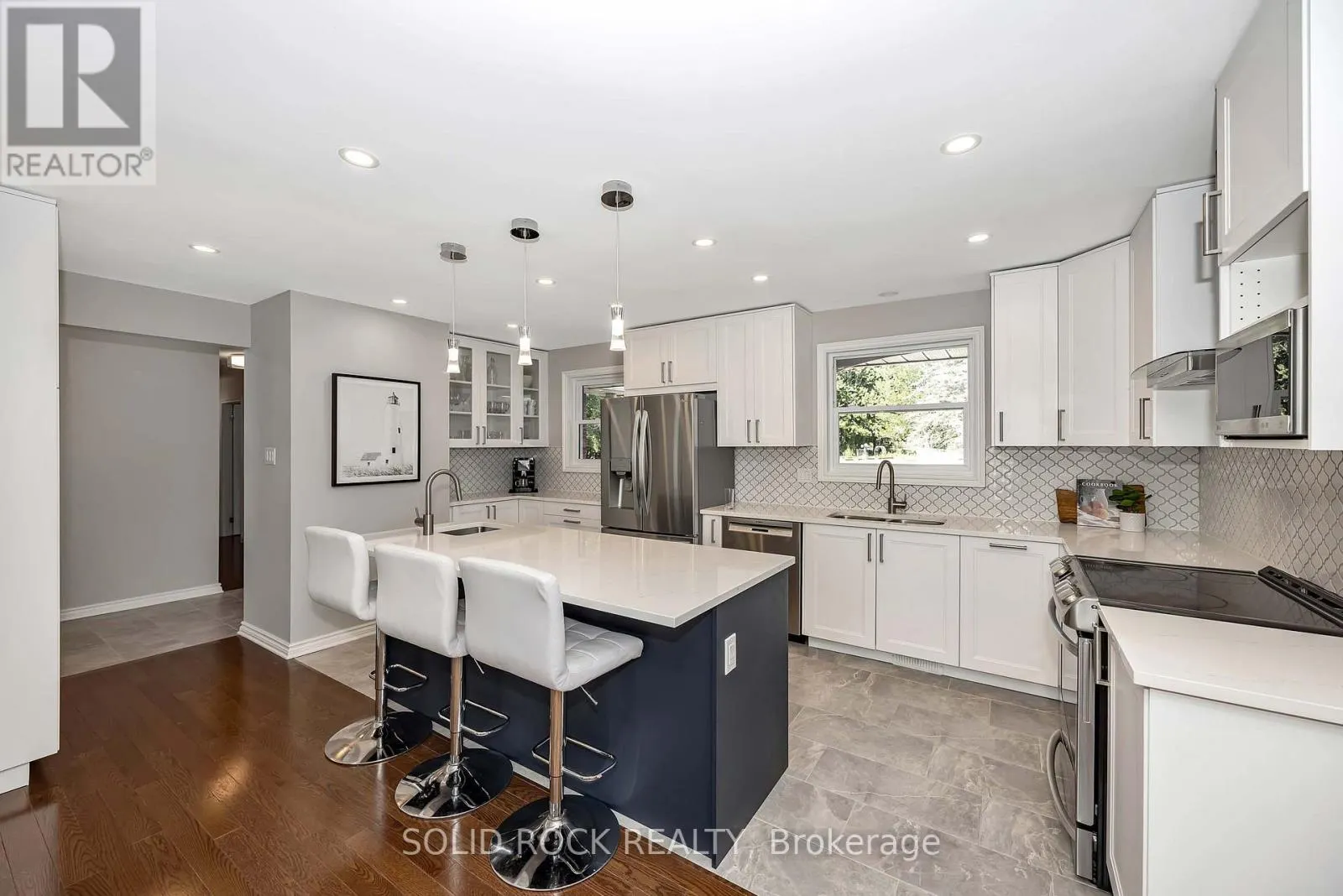 3710 RIVER ROAD