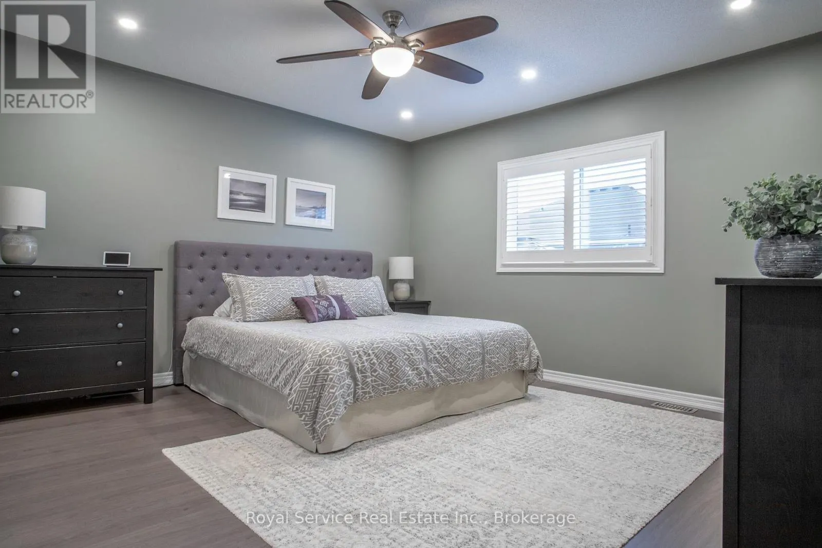 20 GRAINGER CRESCENT