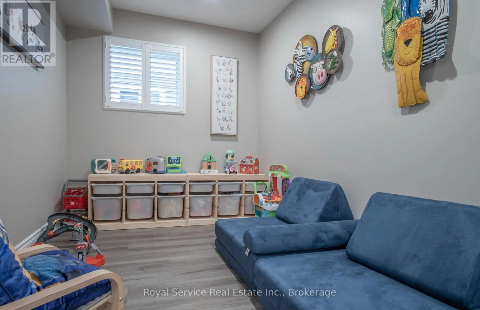 20 GRAINGER CRESCENT