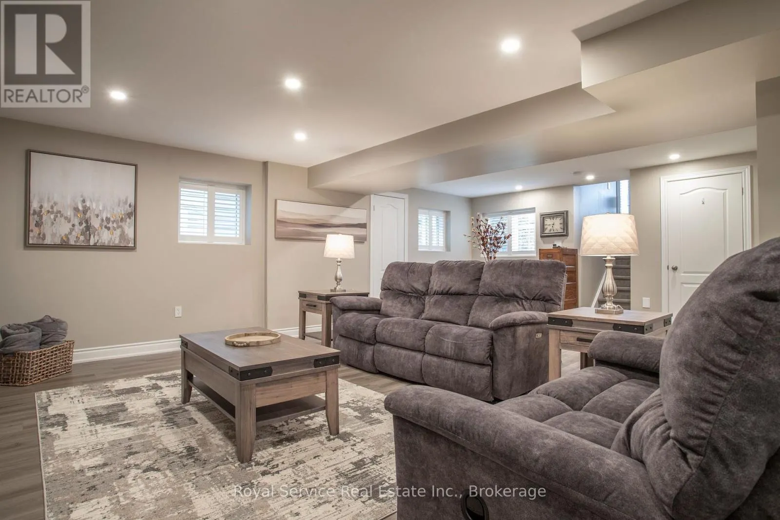 20 GRAINGER CRESCENT