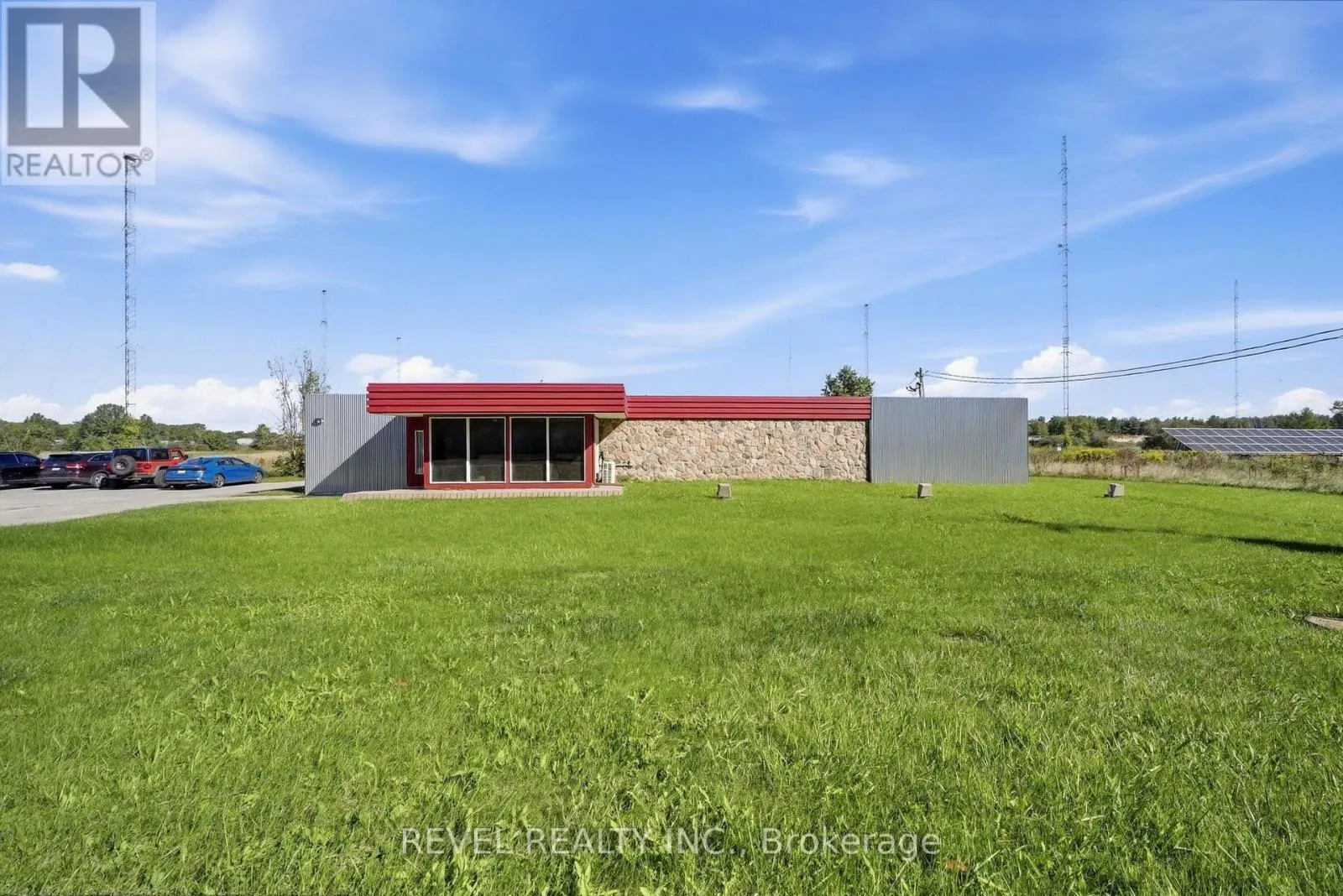 860 FORKS ROAD