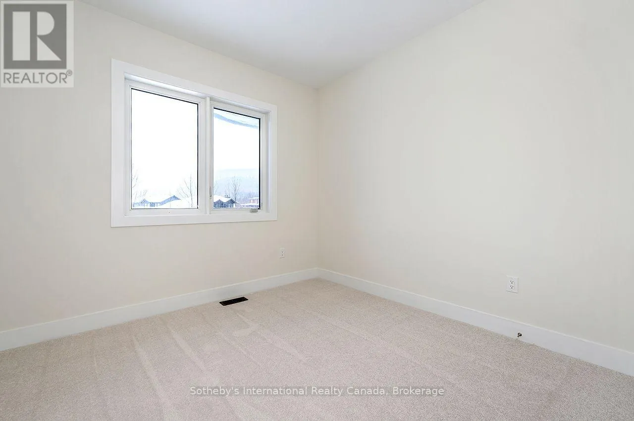 111 CLEMENT LANE