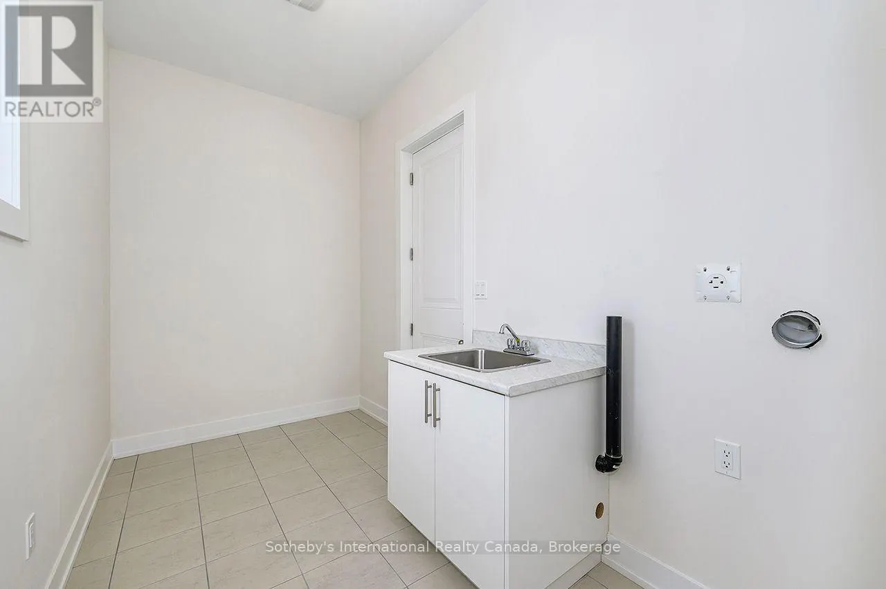 111 CLEMENT LANE