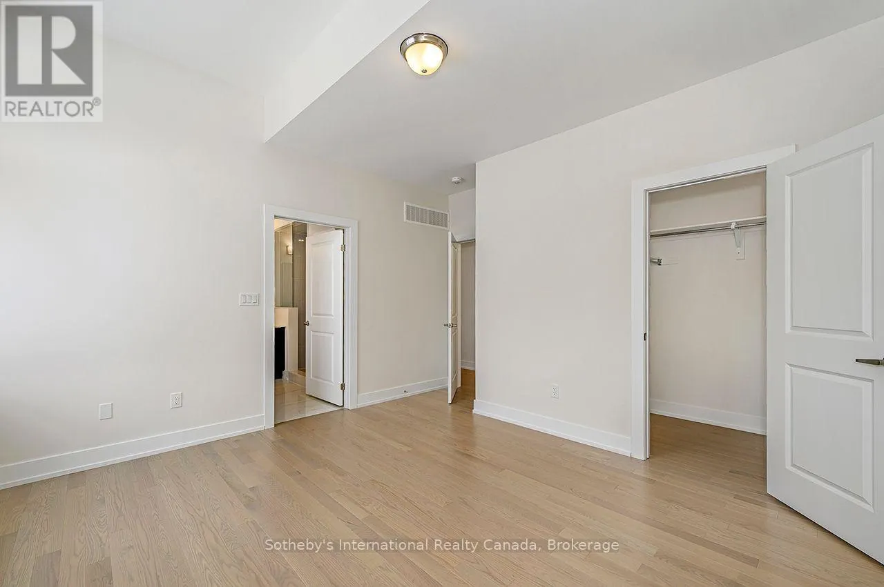 111 CLEMENT LANE