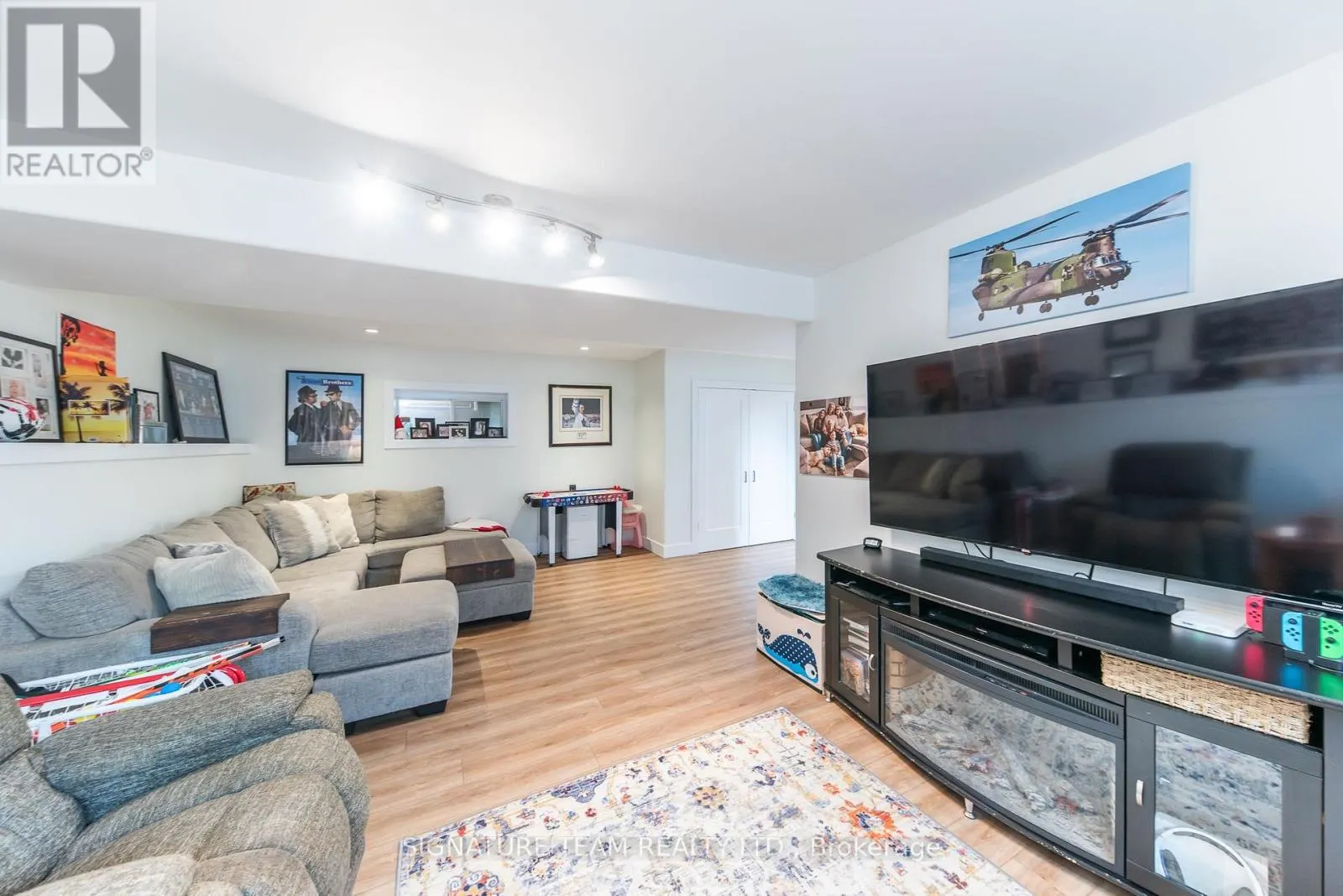 21 LISA CRESCENT