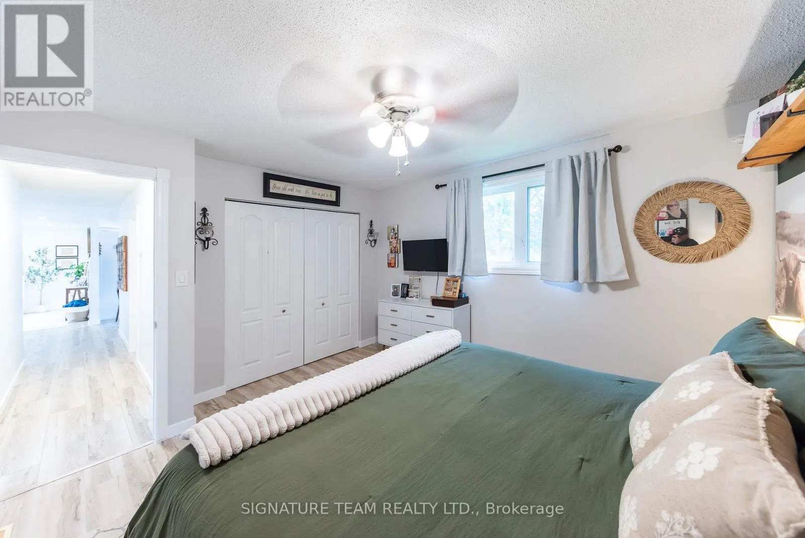 21 LISA CRESCENT