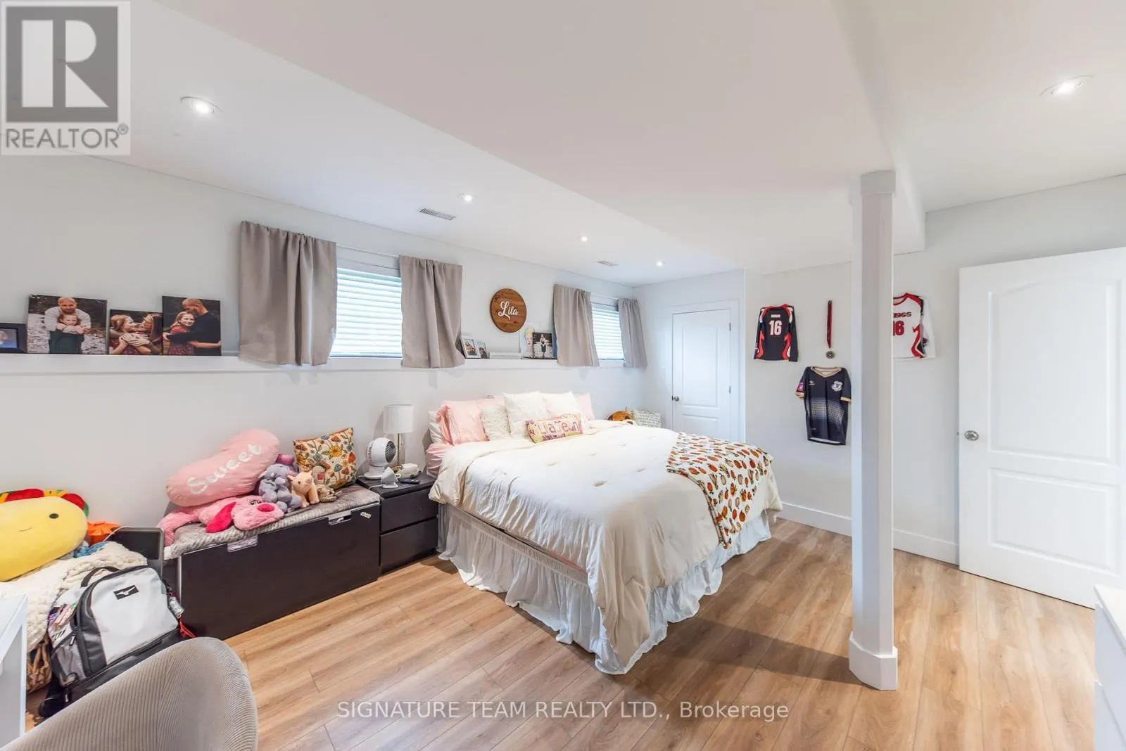 21 LISA CRESCENT