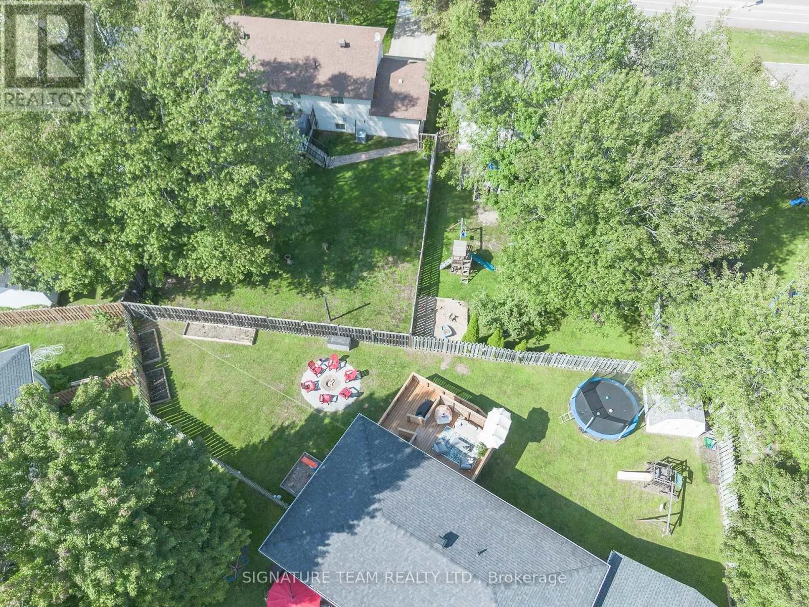 21 LISA CRESCENT