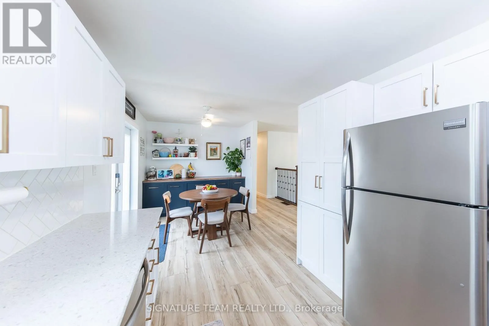 21 LISA CRESCENT