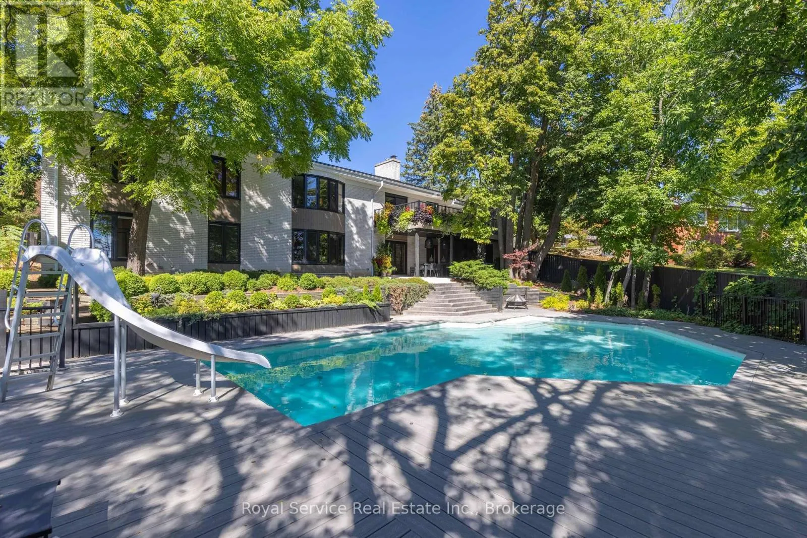126 RIDGEWOOD ROAD