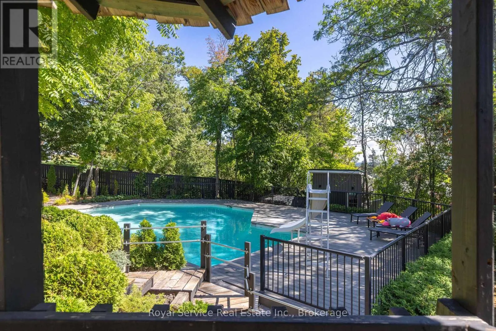 126 RIDGEWOOD ROAD