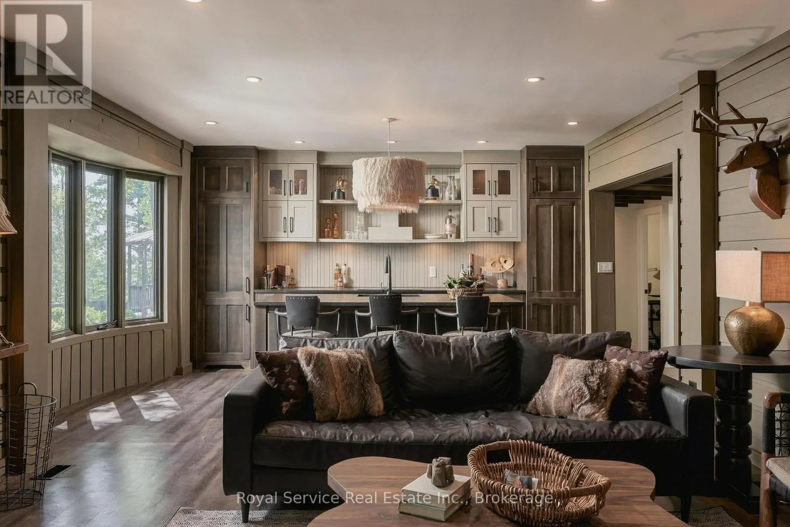 126 RIDGEWOOD ROAD