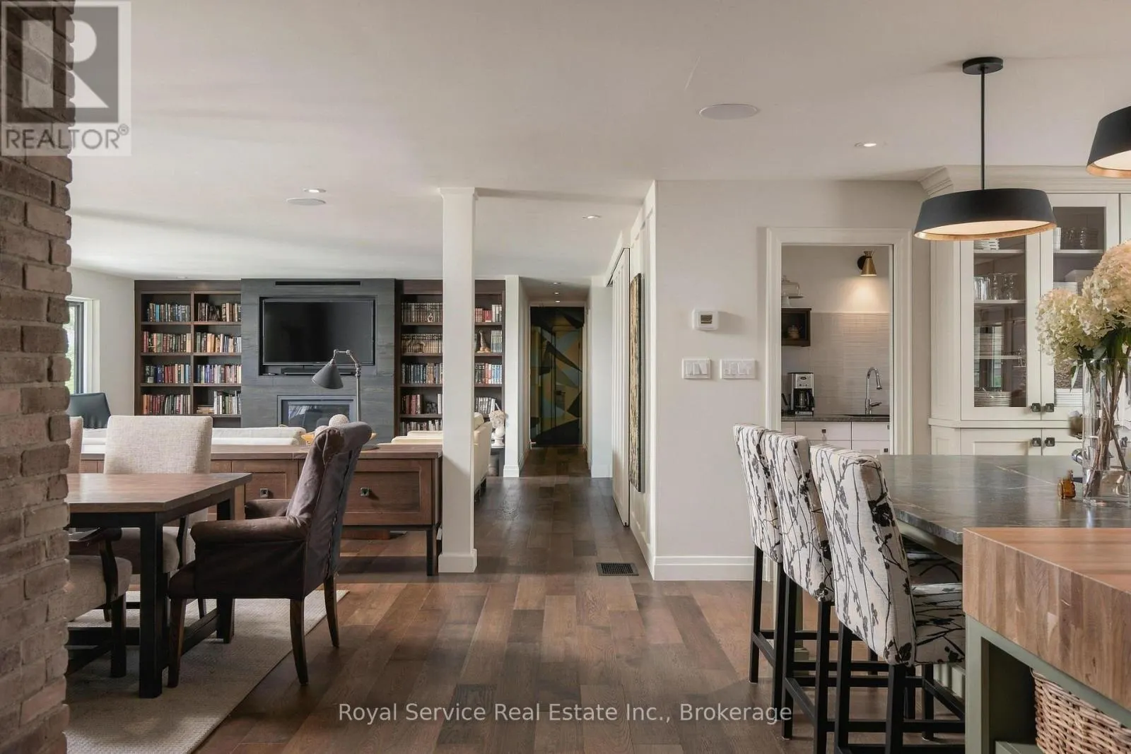 126 RIDGEWOOD ROAD