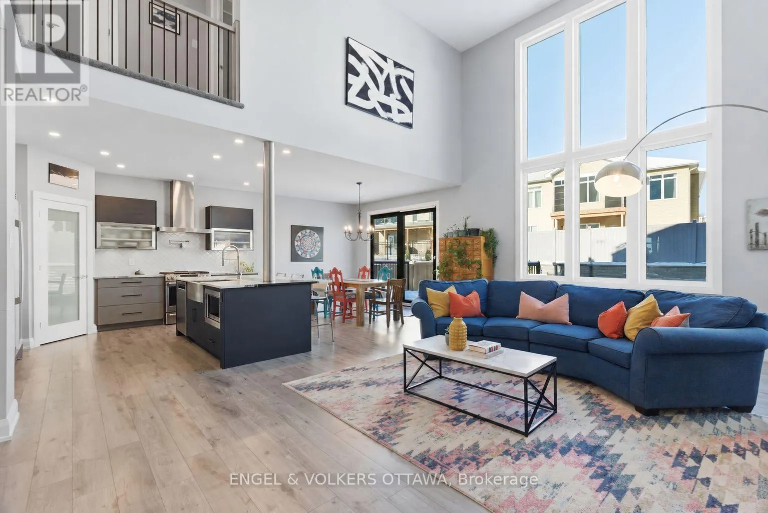 640 MEADOWRIDGE CIRCLE