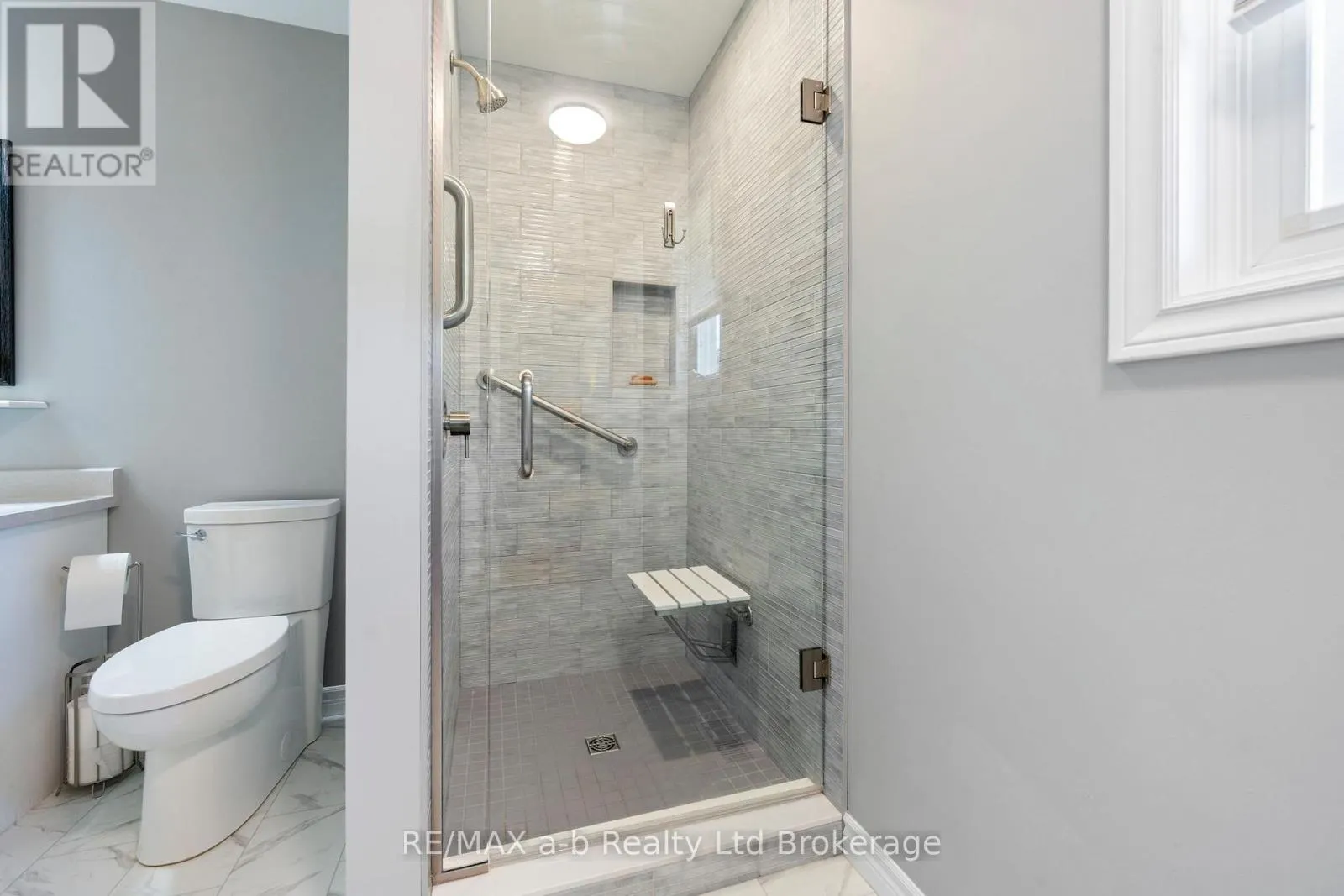 48 DENRICH AVENUE