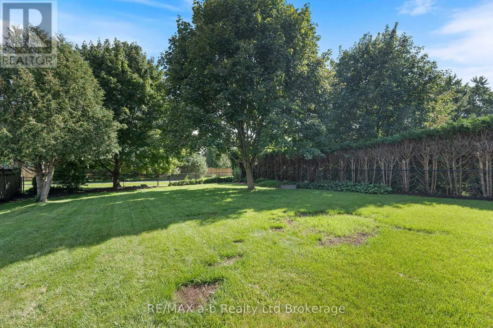 48 DENRICH AVENUE