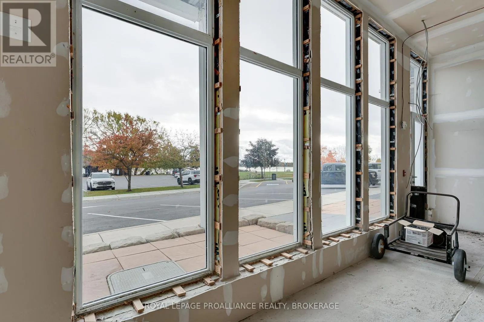 10 - 130 WATER STREET #10