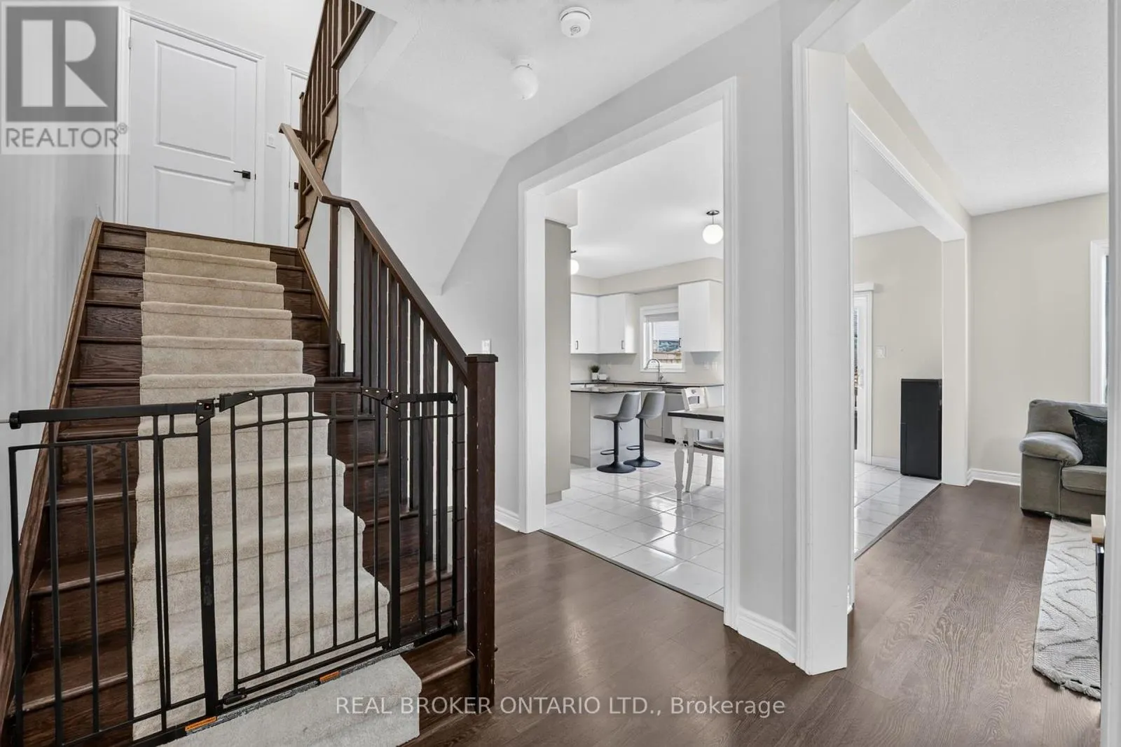 205 SHOREVIEW DRIVE