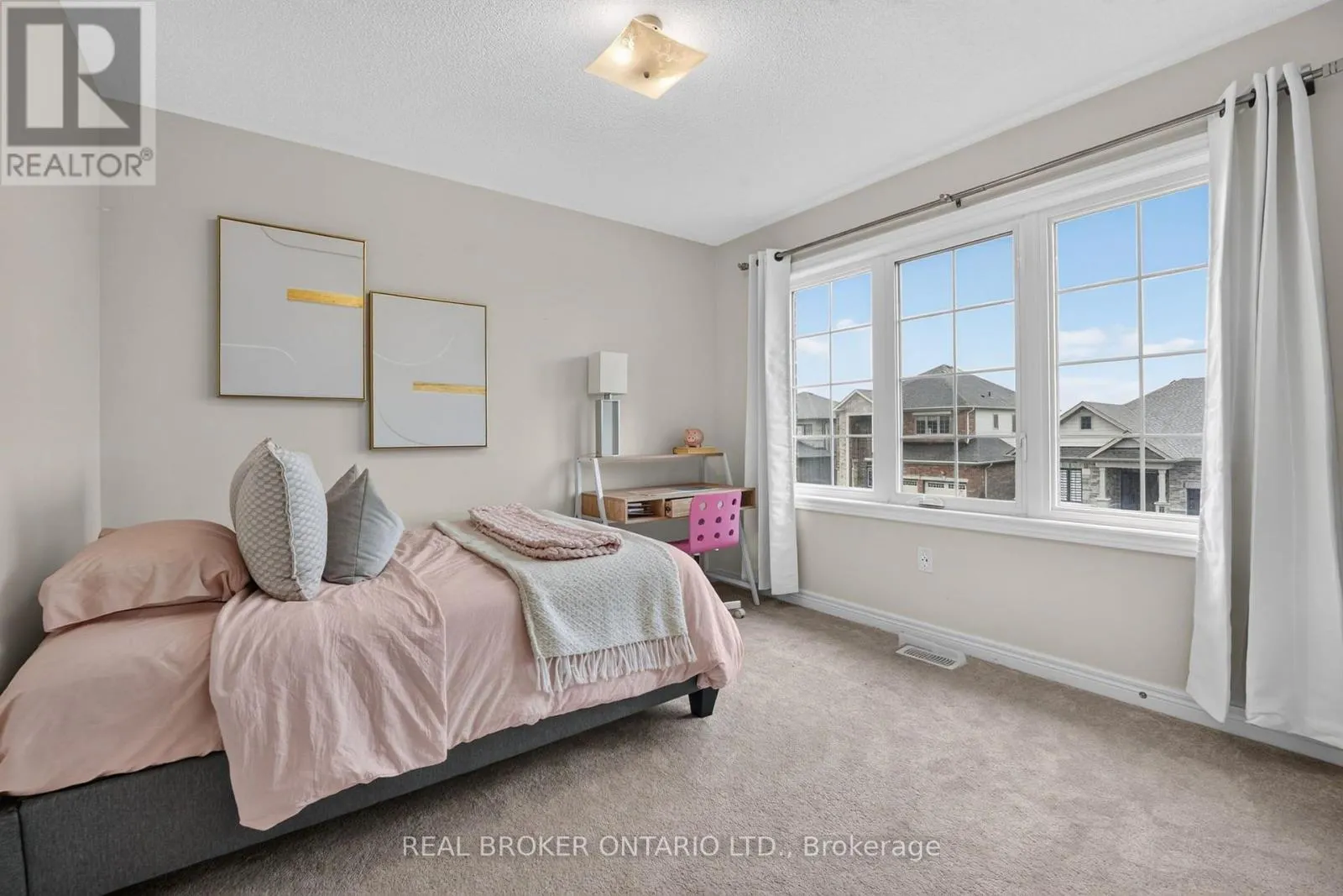 205 SHOREVIEW DRIVE