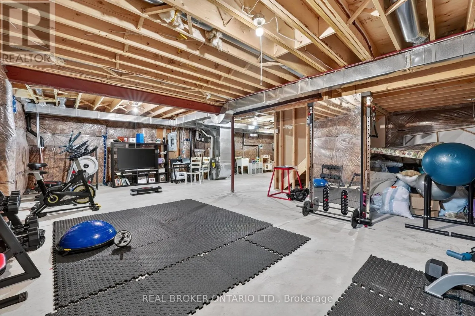 205 SHOREVIEW DRIVE
