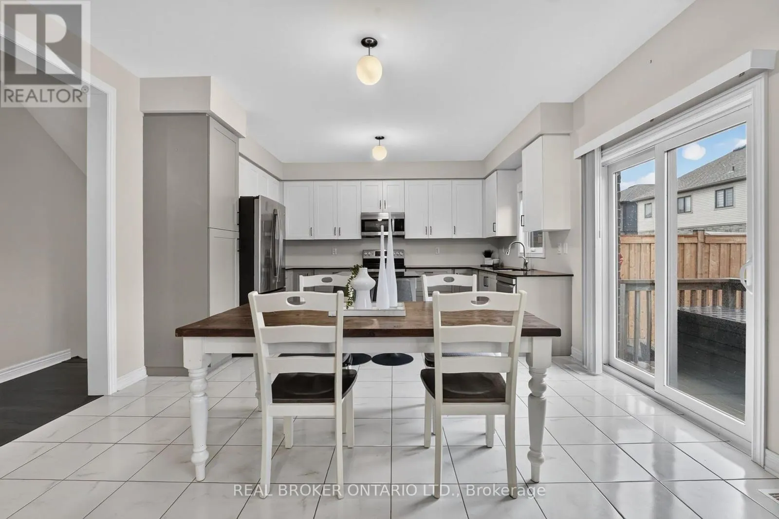 205 SHOREVIEW DRIVE