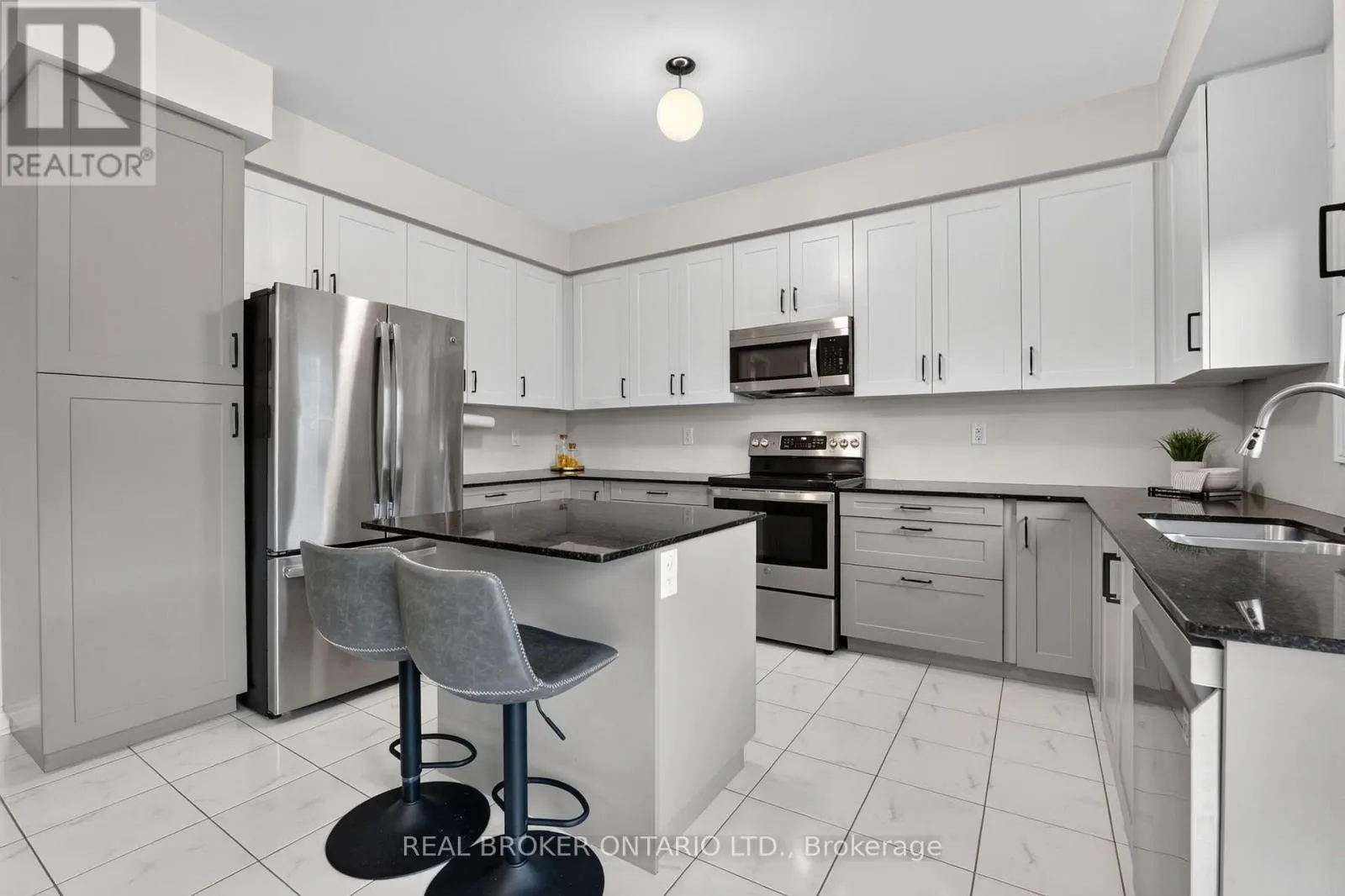 205 SHOREVIEW DRIVE