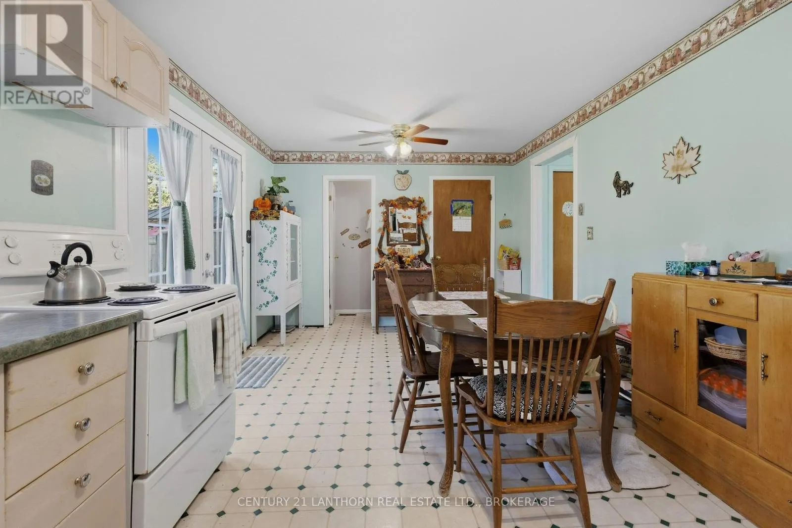 16 WINCHESTER DRIVE