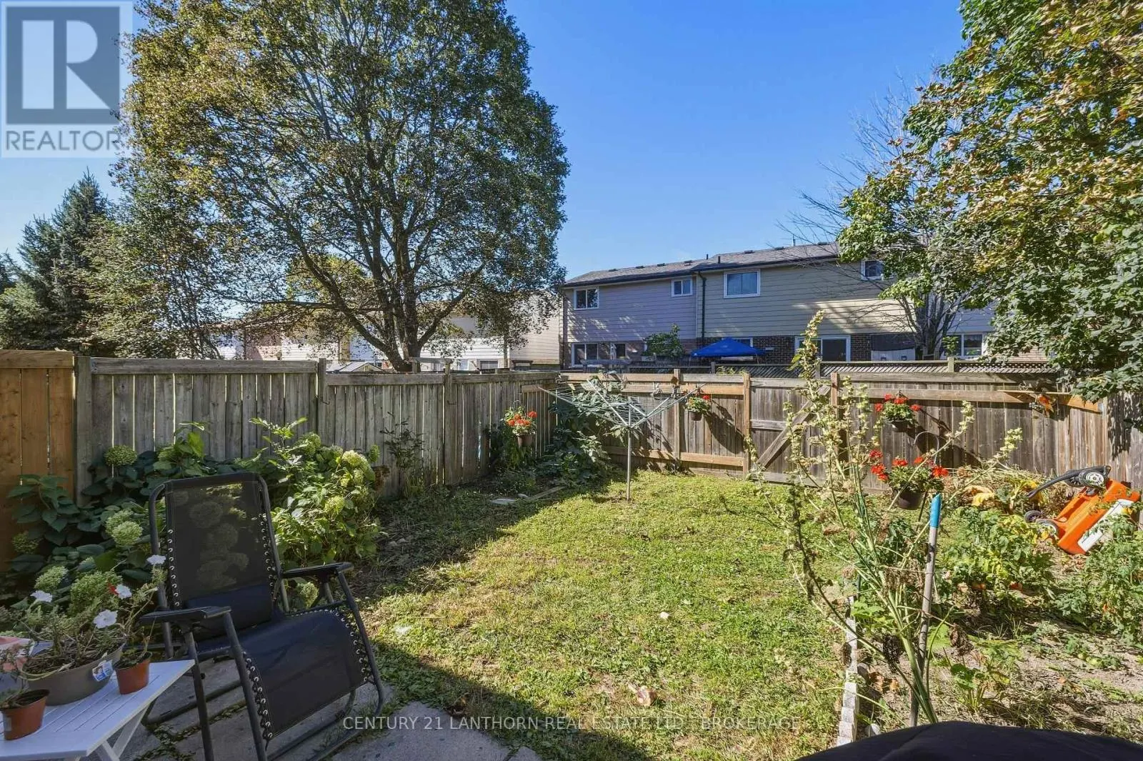 16 WINCHESTER DRIVE