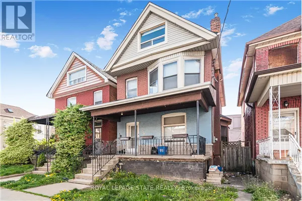 39 ARTHUR AVENUE N