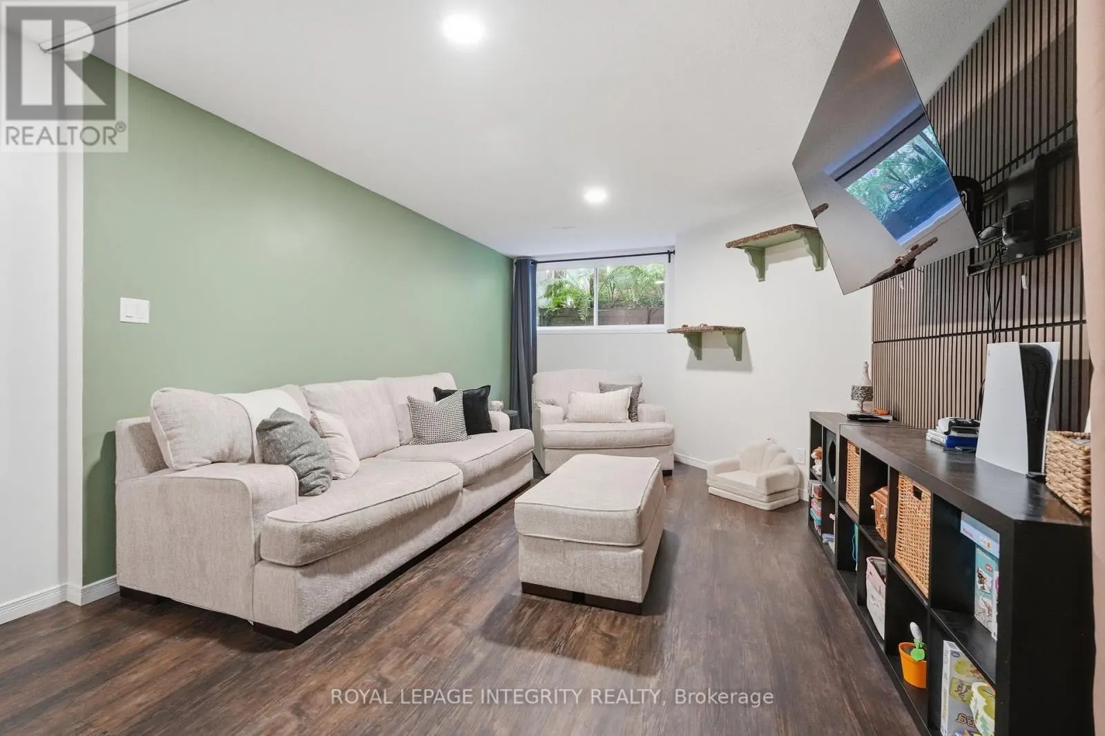 1341 HALTON TERRACE