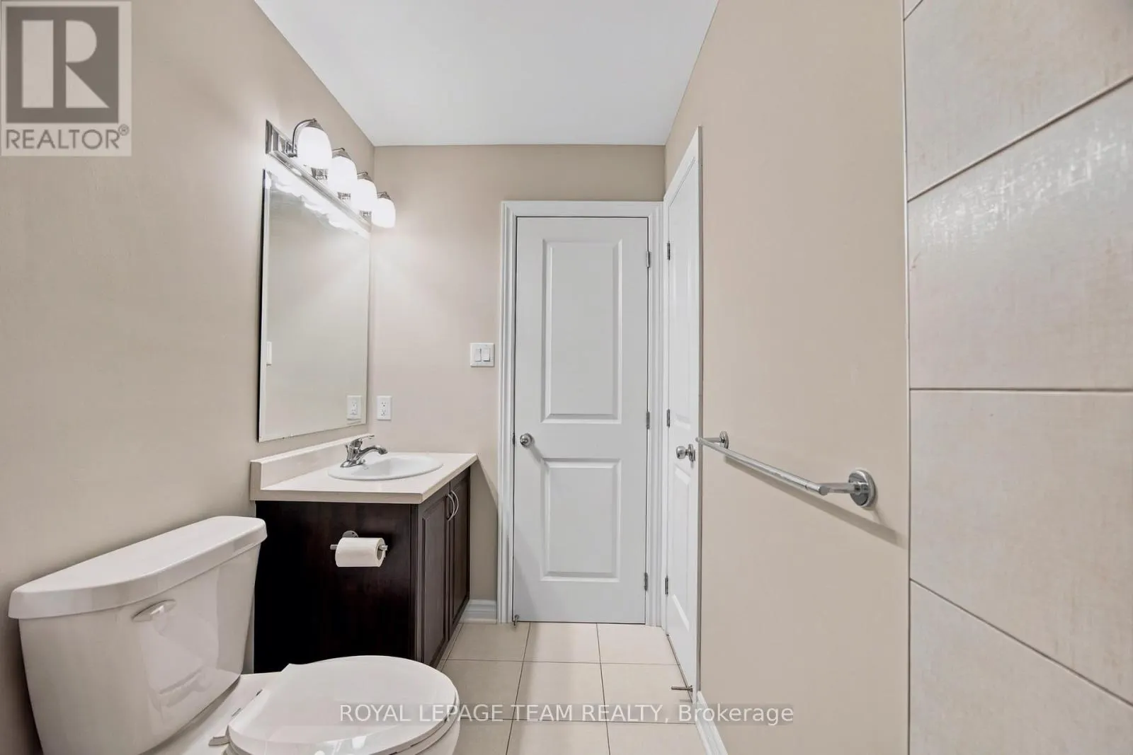 183 BANDELIER WAY