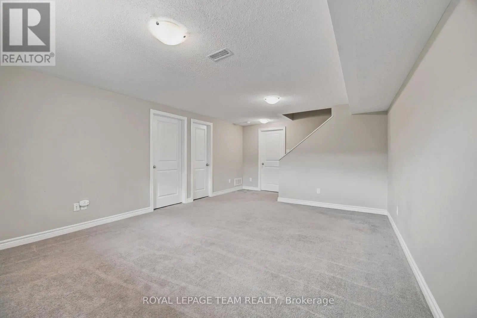 183 BANDELIER WAY