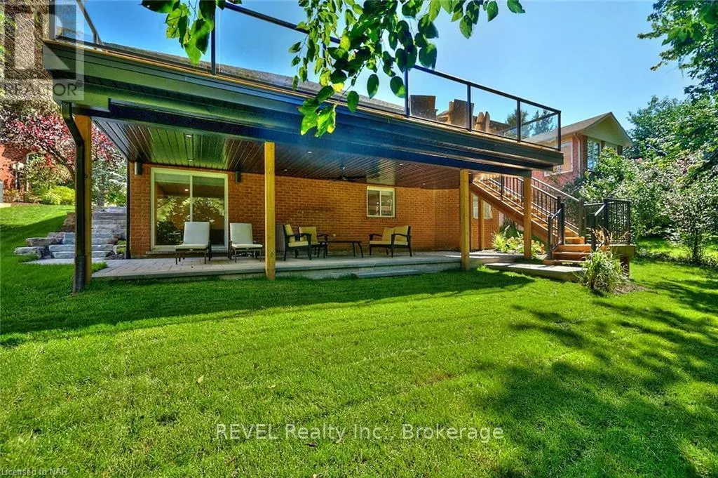 26 OAKRIDGE BOULEVARD