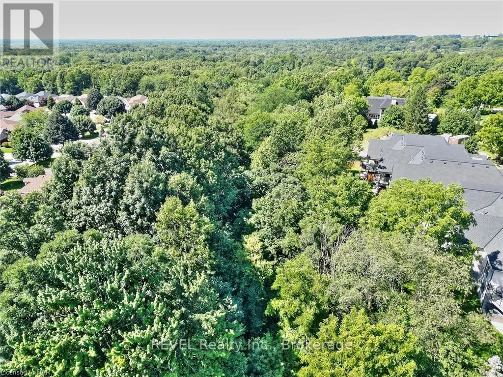 26 OAKRIDGE BOULEVARD
