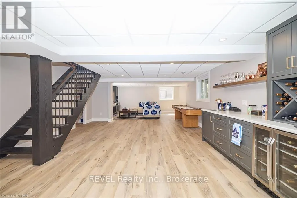 26 OAKRIDGE BOULEVARD