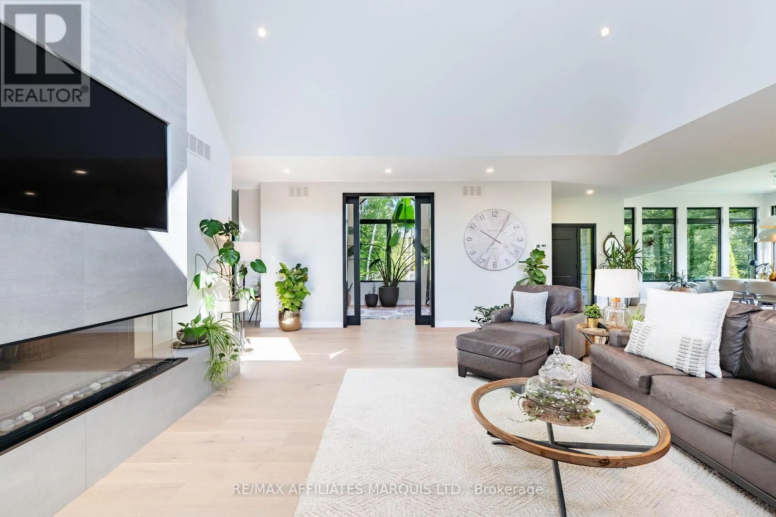 20468 PATRICIA LANE