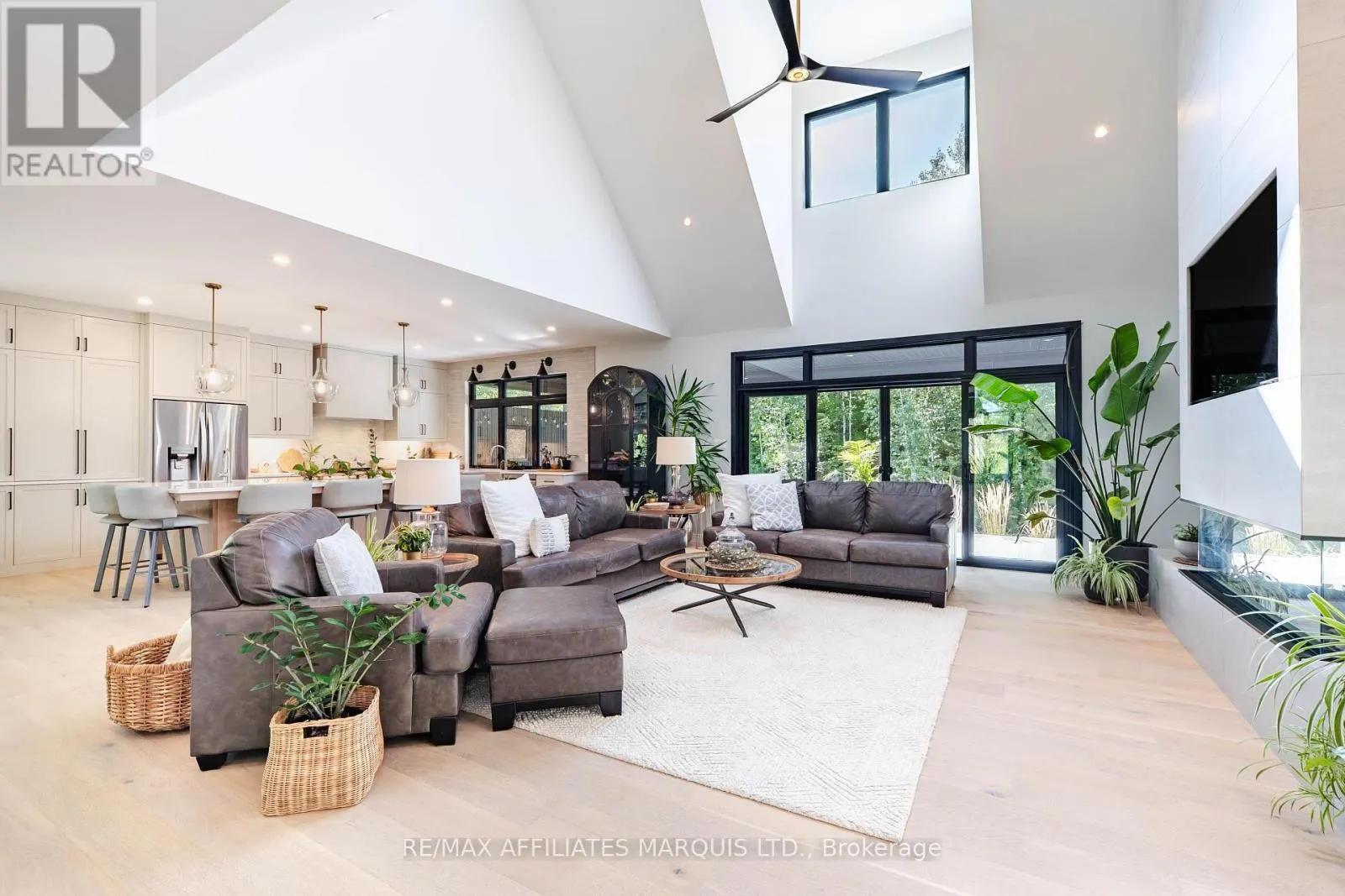 20468 PATRICIA LANE