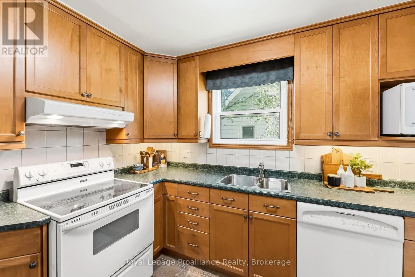 29 BRAMLEY STREET S