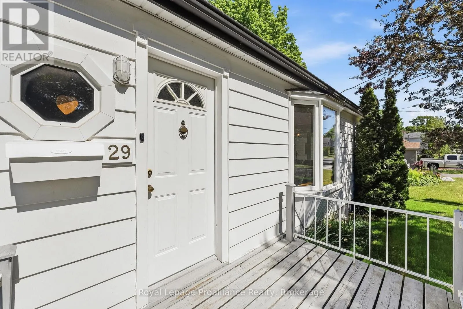 29 BRAMLEY STREET S