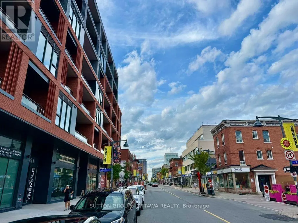 617 - 10 JAMES STREET