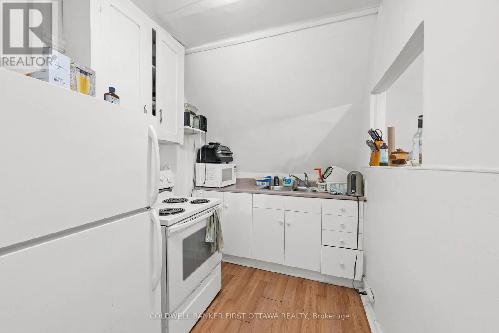 277 ARLINGTON AVENUE