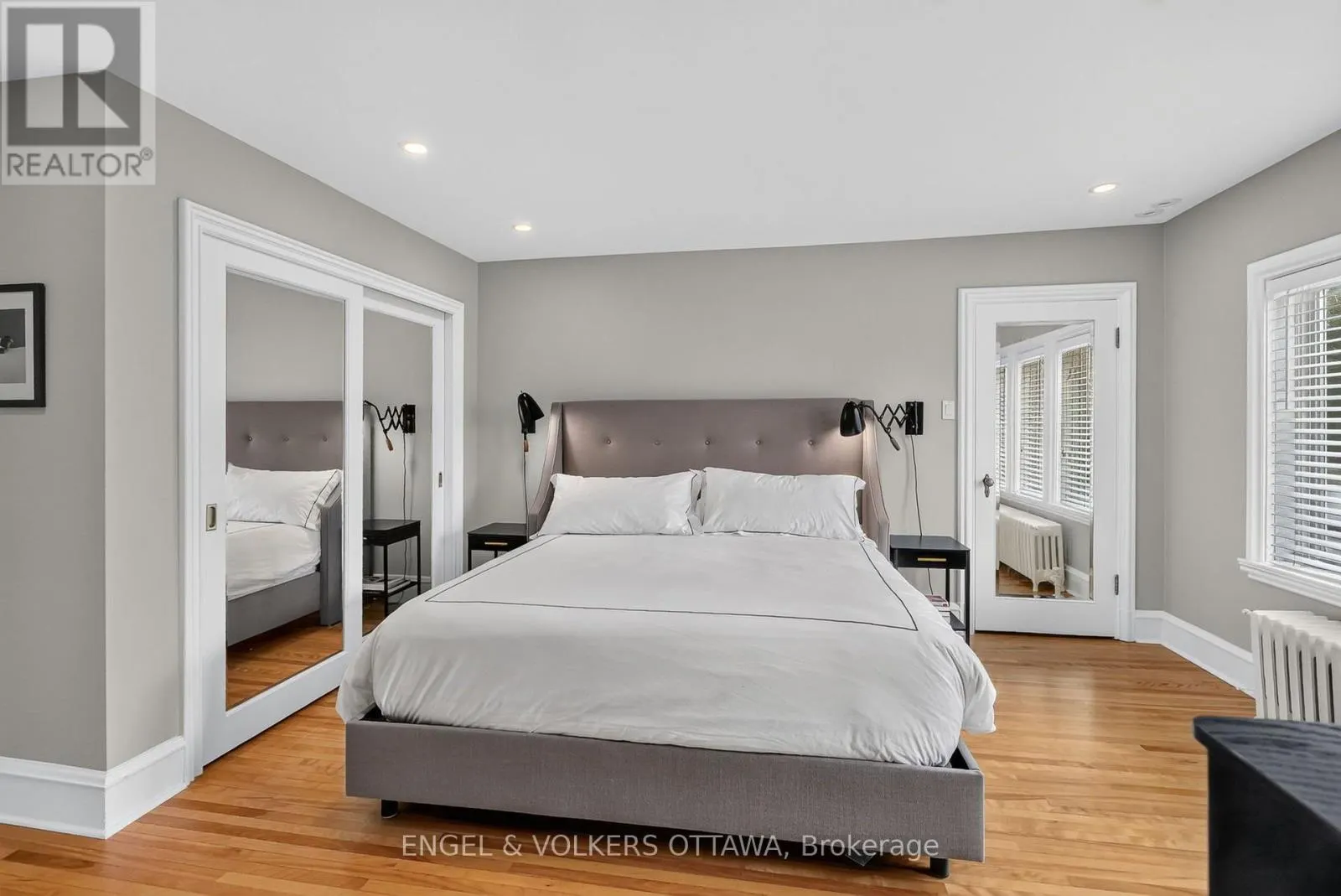 509 ISLAND PARK DRIVE