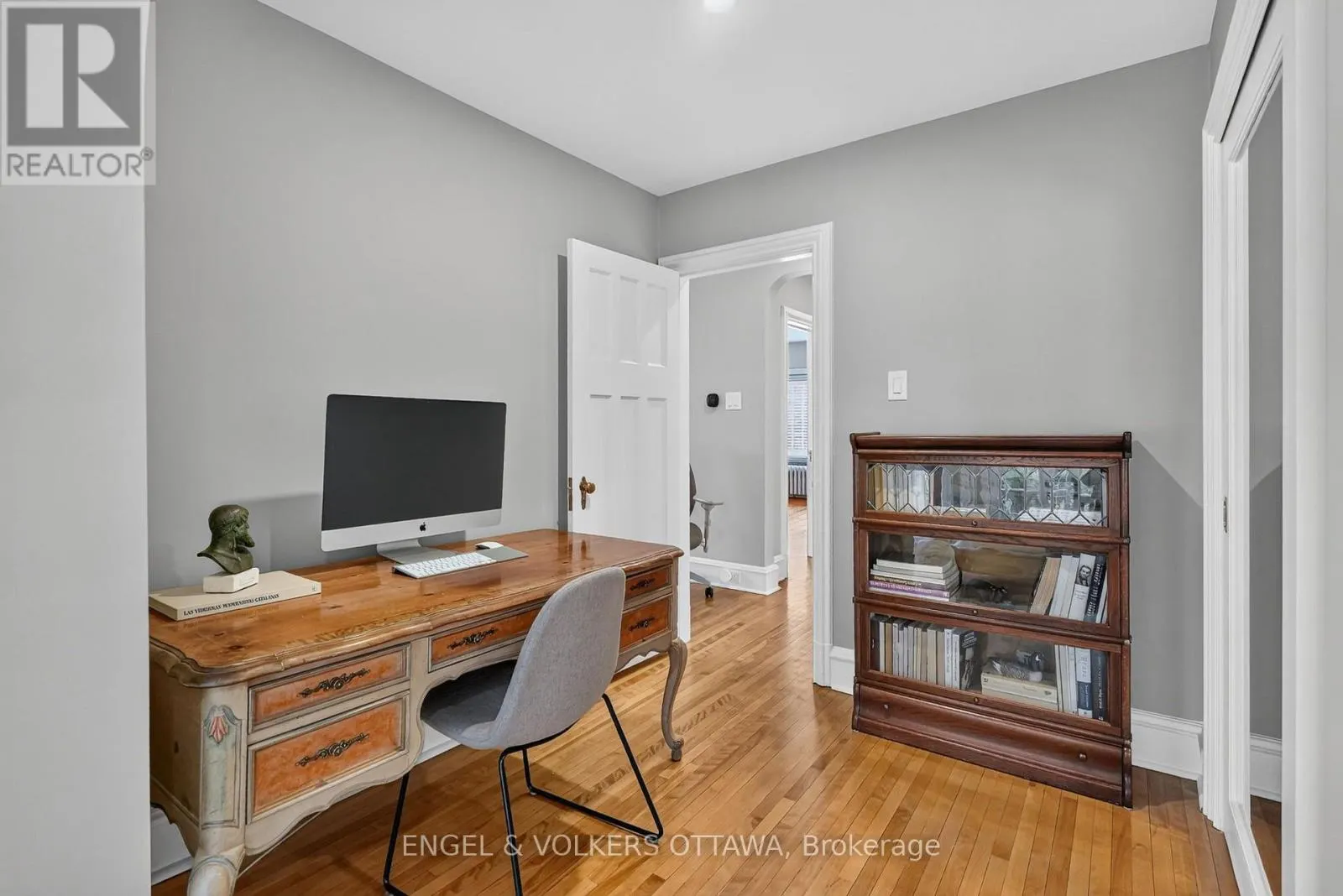 509 ISLAND PARK DRIVE