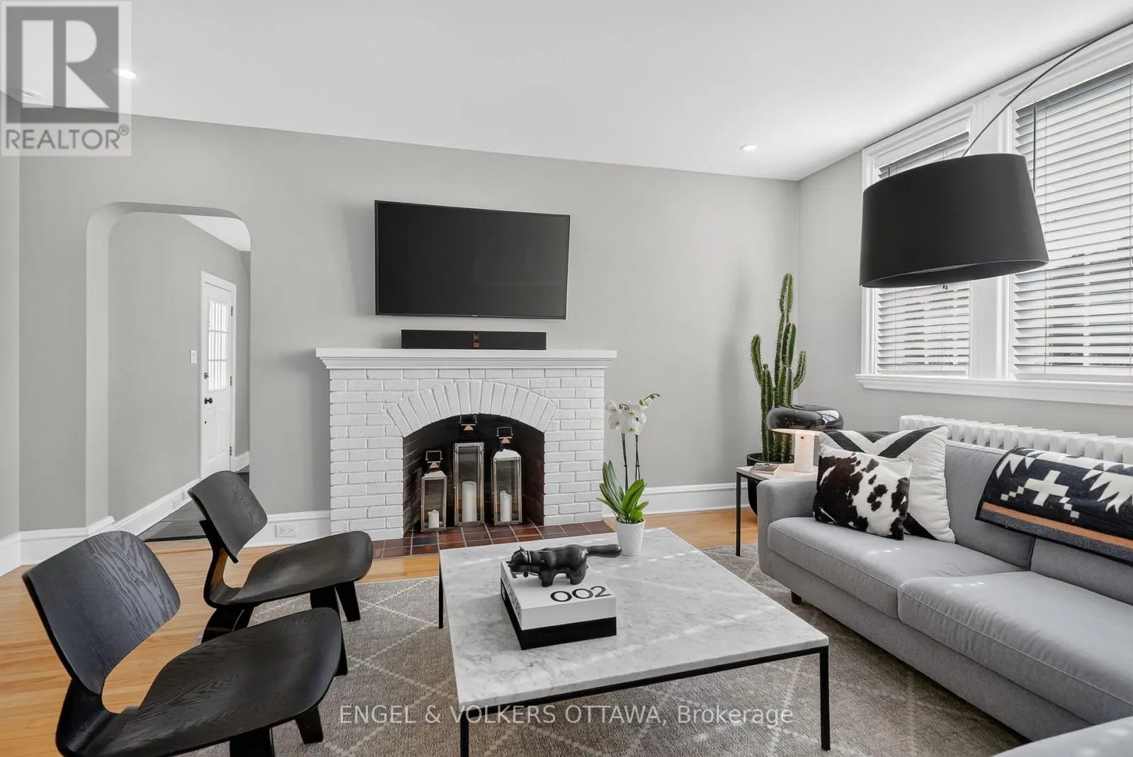 509 ISLAND PARK DRIVE