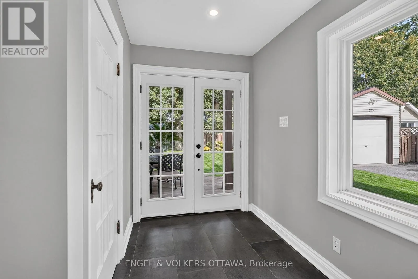 509 ISLAND PARK DRIVE