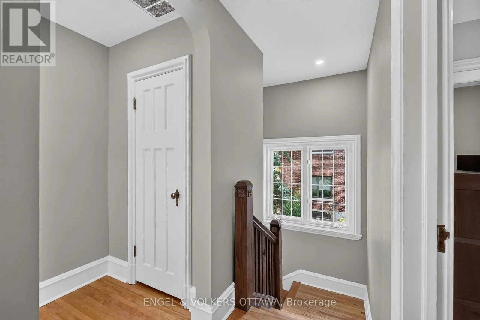 509 ISLAND PARK DRIVE